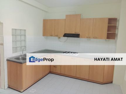 Menarik Teres 2 Tingkat Kajang l Taman Kajang Mulia l Renovated , Selangor, Kajang