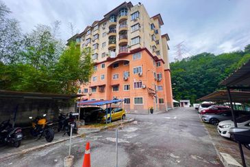 Pangsapuri Seri Mewah