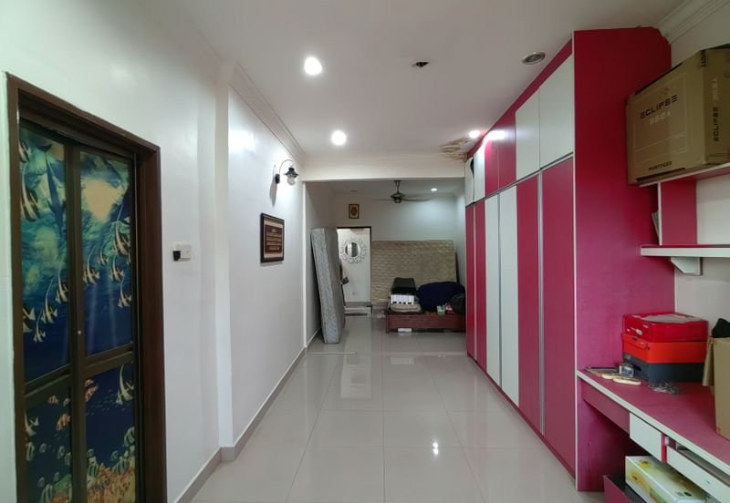 Seksyen 6 @ Bandar Bukit Mahkota