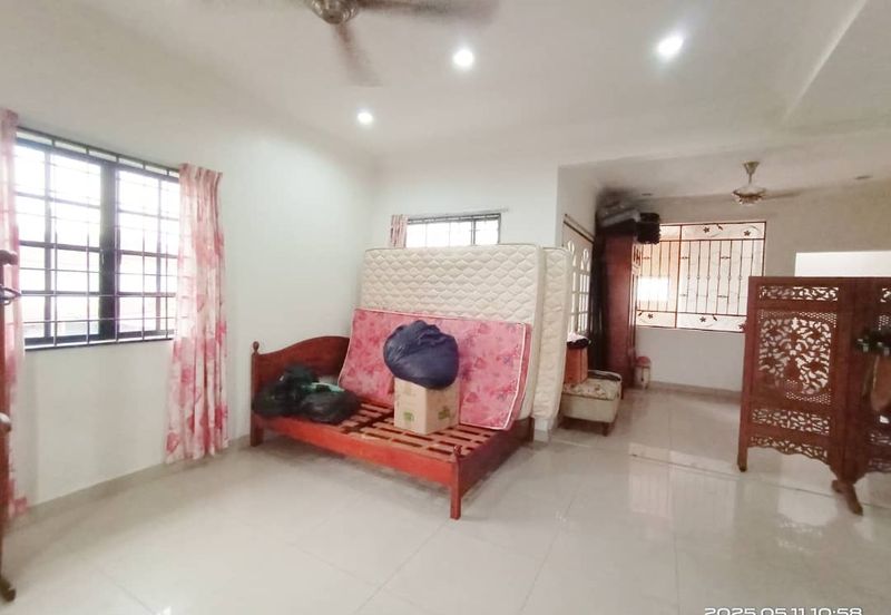 Seksyen 6 @ Bandar Bukit Mahkota