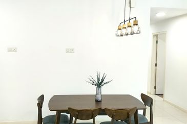 Renai Jelutong Residences