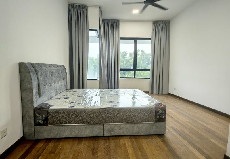 Renai Jelutong Residences