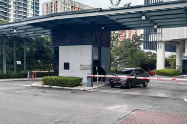 Renai Jelutong Residences