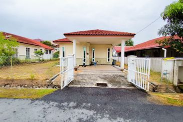 Bandar Tasik Senangin