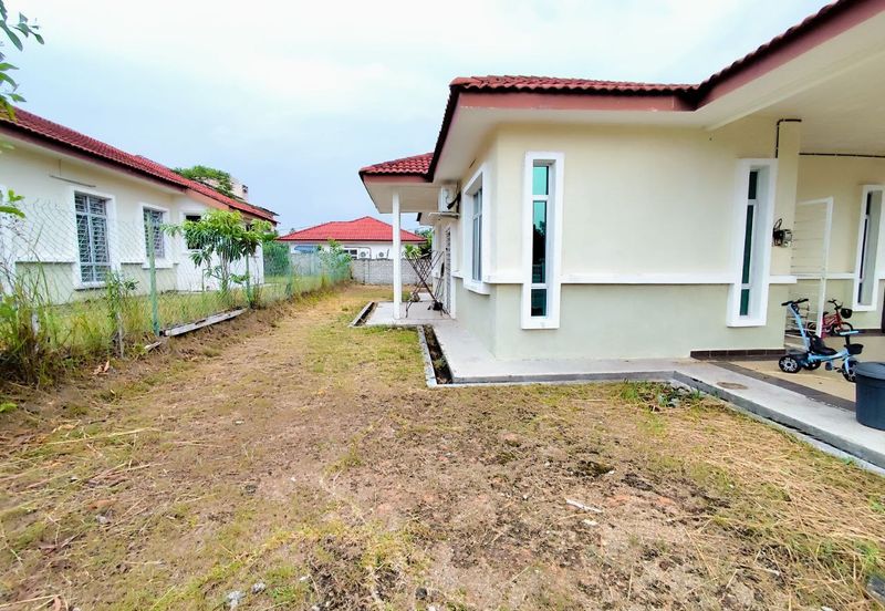 Bandar Tasik Senangin