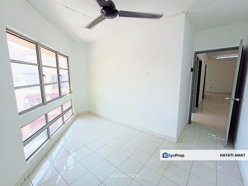 Corner Vista Apartment Damansara Damai dekat MRT Damansara Damai 100m , Selangor, Petaling Jaya
