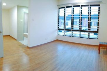 BANDAR AINSDALE FASA 3B (TENANG)