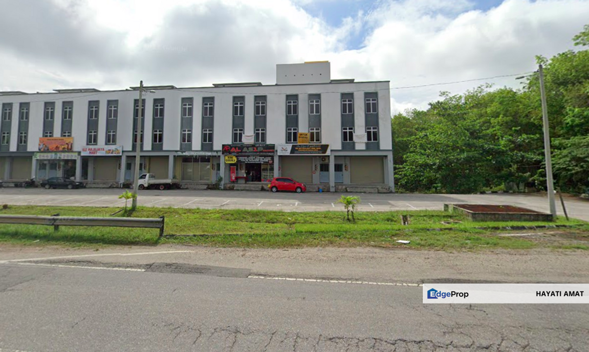 Endlot 3 Tingkat Shoplot Sireh Central Kuala Krai Kelantan l Facing Mainroad, Kelantan, Kuala Krai