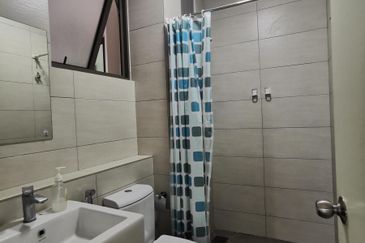 Lake Point Residence