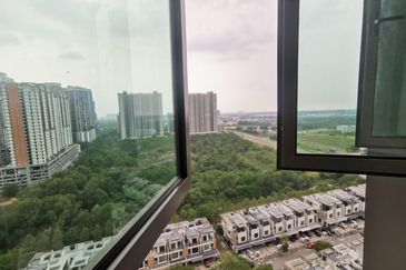 Lake Point Residence