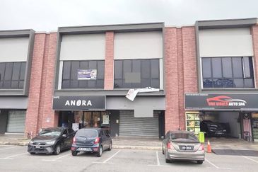 Baris Place @ Setia Mayuri