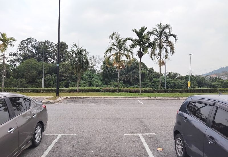 Baris Place @ Setia Mayuri