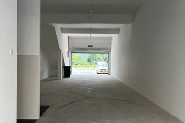 Baris Place @ Setia Mayuri