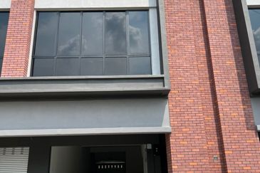 Baris Place @ Setia Mayuri