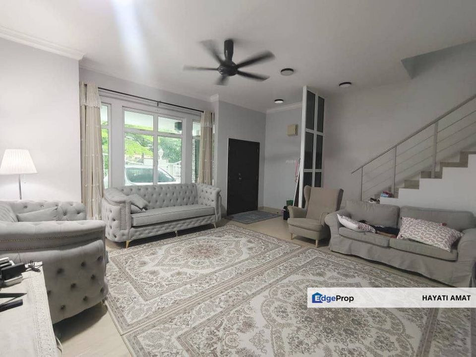 Teres 2 Tingkat For Sale Bangi Seksyen 4 Tambahan near School restoren Klinik , Selangor, Bangi