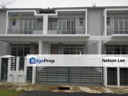 Double Storey house Bangi Villa Taman Idaman Bangi near KTM Bangi , Selangor, Bangi