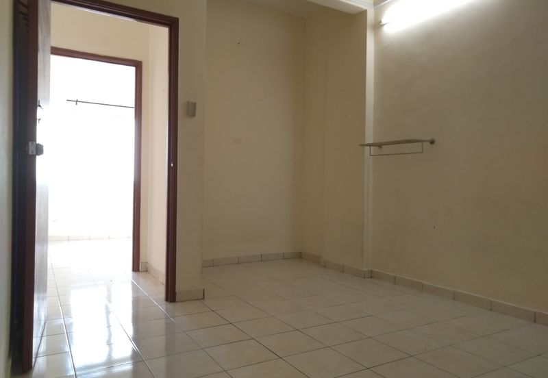 Pangsapuri Damai Mewah B