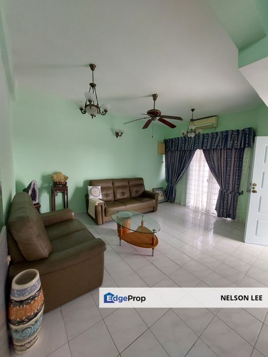 EndLot with extra Land, Newly Painted, Good Condition, Selangor, Cheras South