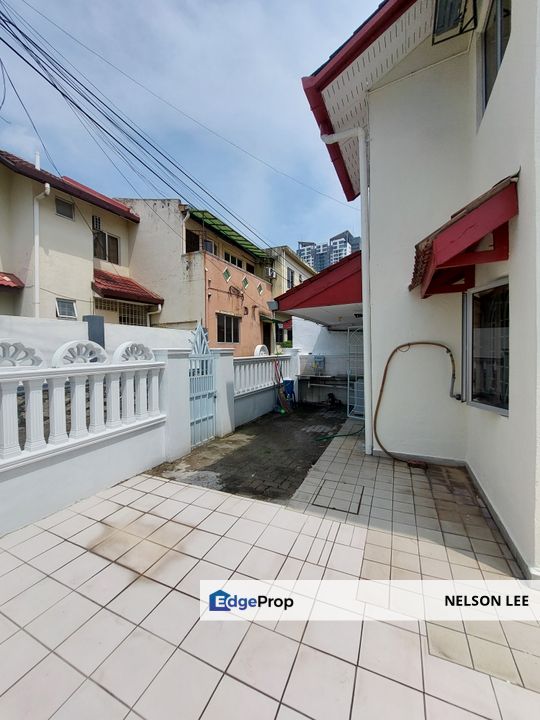 EndLot with extra Land, Newly Painted, Good Condition, Selangor, Cheras South