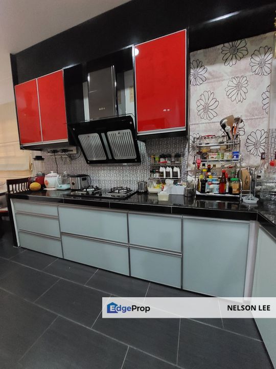 2.5 Storey Endlot, Fully Extended Kitchen, Selangor, Petaling Jaya
