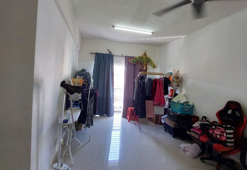 Tiara Hatamas Apartment