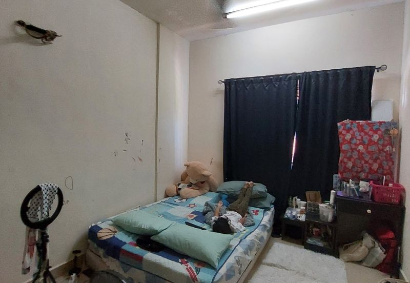 Tiara Hatamas Apartment