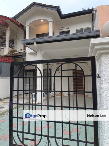 Fully Extended 20x65 Double Storey House Desa Serdang opposite Gita Bayu, Selangor, Seri Kembangan