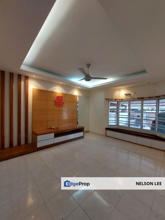 Endlot 2.5 Storey Terrace with Extra 10ft land, Jln Pjs 3 Petaling Jaya, Selangor, Petaling Jaya