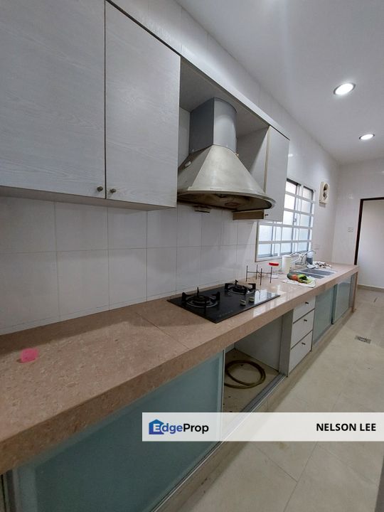 Endlot 2.5 Storey Terrace with Extra 10ft land, Jln Pjs 3 Petaling Jaya, Selangor, Petaling Jaya