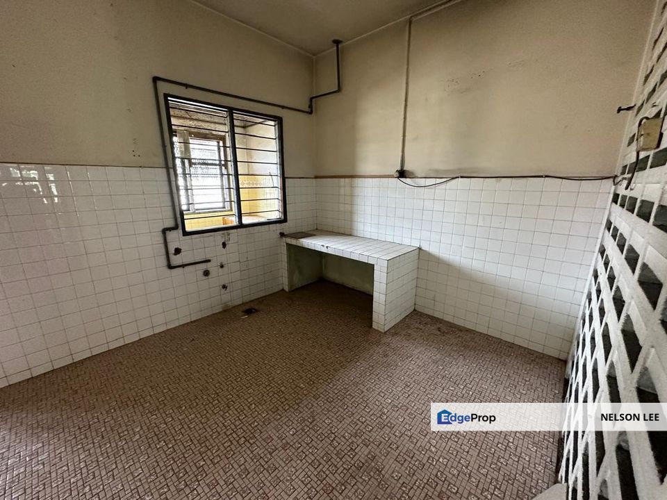 Freehold Facing Open Near Taman Naga Emas MRT, Salak South Salak Selatan Double Storey, Kuala Lumpur, Salak Selatan