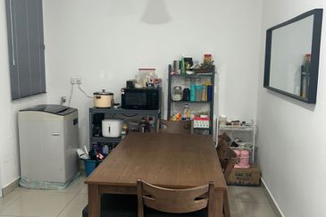 Apex Tower & Vertex Tower @ CyberSquare