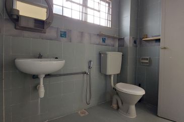 SL7, Bandar Sungai Long