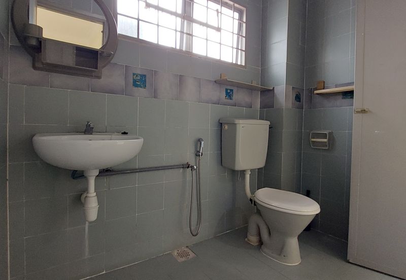 SL7, Bandar Sungai Long