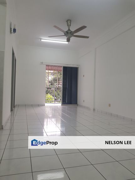 Renovated Newly Painting with Kitchen Cabinet, Air Cond near Aeon Selatan Cheras, Selangor, Cheras