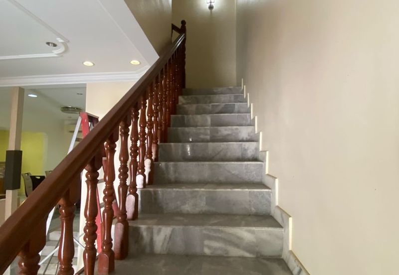 SL7, Bandar Sungai Long