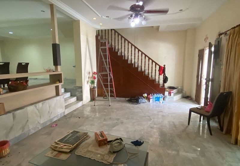 SL7, Bandar Sungai Long