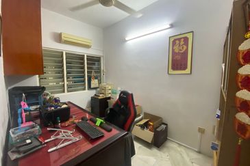 SL7, Bandar Sungai Long