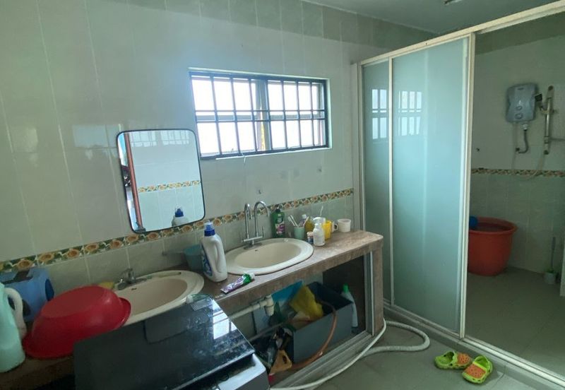 SL7, Bandar Sungai Long