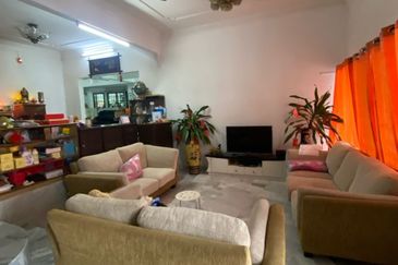 SL7, Bandar Sungai Long