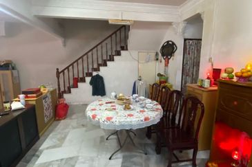 SL7, Bandar Sungai Long