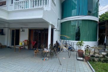 SL7, Bandar Sungai Long