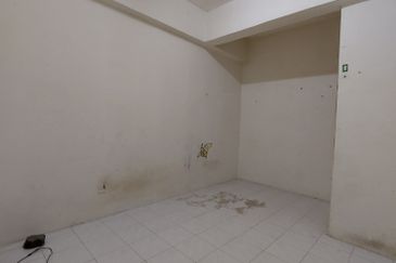 Taman Orkid Shop Apartment Batu 9 Cheras