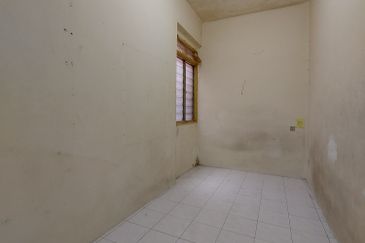 Taman Orkid Shop Apartment Batu 9 Cheras