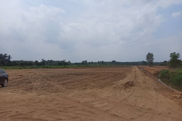 Senai Seelong Industrial Land
