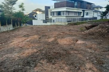 Shah Alam Bungalow Land