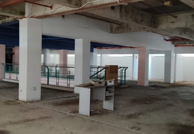 Batu Pahat 10 1/2 Storey Commercial Complex / Plaza