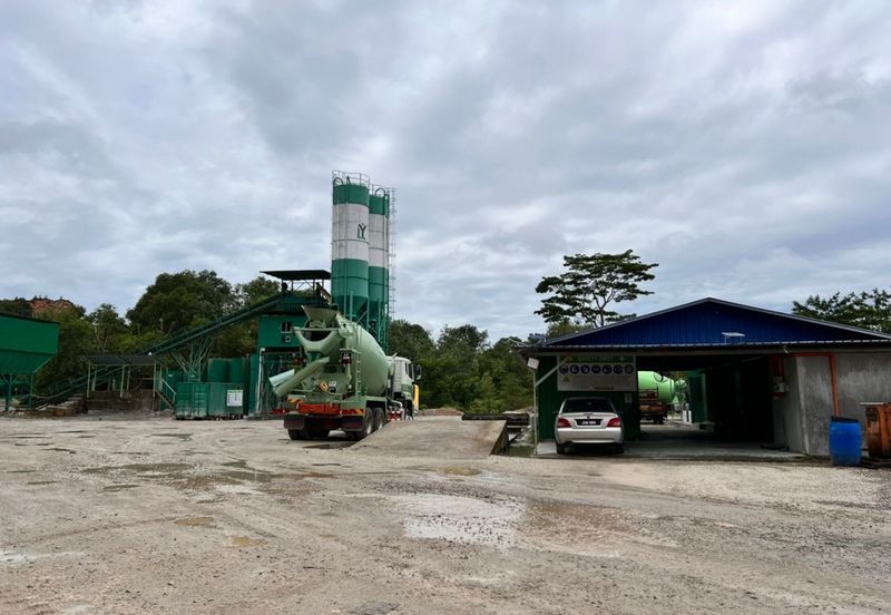 Plentong Industrial Land