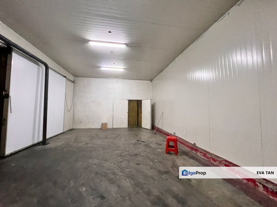 Simpang Renggam Detached Factory Bua 38ksf, 2000 amp, Johor, Kluang