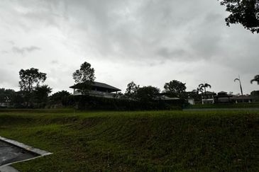 Leisure Farm Bungalow Land