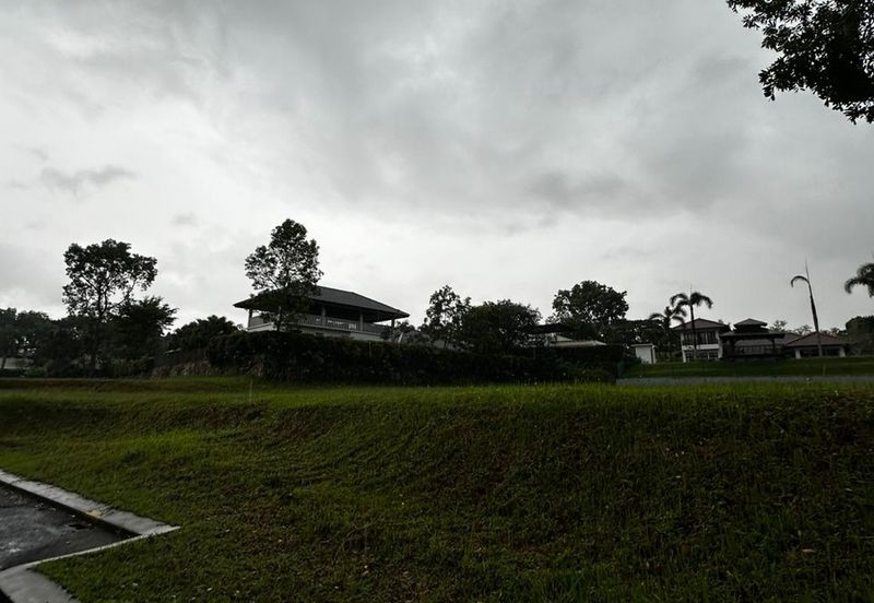 Leisure Farm Bungalow Land